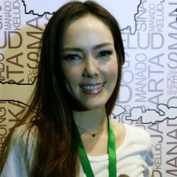 Cathy Sharon Rela Tinggalkan Anak Demi Kegiatan Sosial