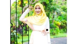 Tips Dian Pelangi untuk Tampil dengan Hijab Street Style: Jangan Berlebihan