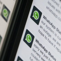 Pantaskah WhatsApp Dibeli Facebook Rp 209 Triliun?