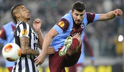 Kemenangan ini tentu jadi modal berharga Juve untuk melakoni leg II di Hüseyin Avni Aker, Jumat (28/2/2014) pekan depan. REUTERS/Giorgio Perottino.
