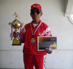 Surachman, Pelari Maraton 100 K Tertua dan Jimatnya