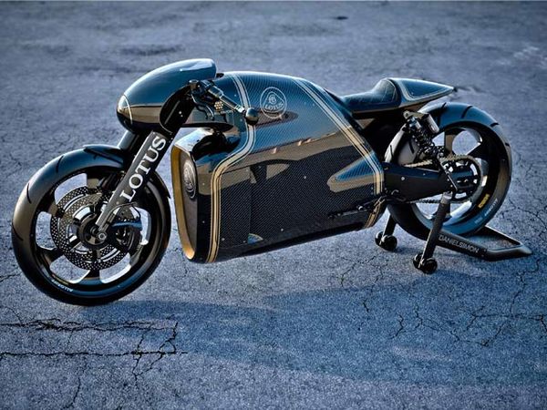Motor Pertama Lotus Motor Pertama Lotus