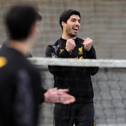 Berusaha Lebih Cool di Lapangan, Suarez: Istriku Kini Amat Gembira