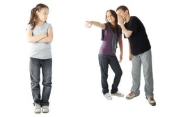 Ini yang Perlu Dilakukan Orang Tua Saat Anak Jadi Korban Bullying