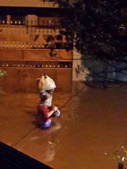 SMAN 8 Bukit Duri Banjir Hampir 1 Meter, Warga Minta Listrik Dipadamkan