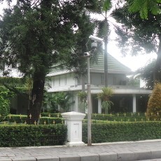 Belum Tentu yang Sadap Jokowi Lawan Politik PDIP