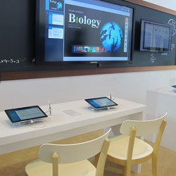 Sekolah Pintar: Kapur Diganti Tablet PC