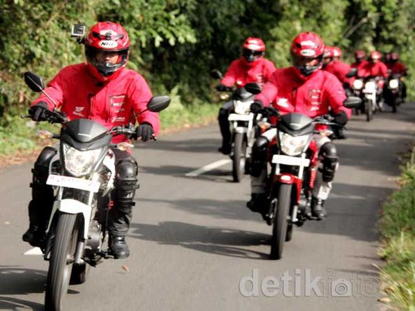 Touring AHM Ekspedisi Nusantara