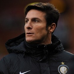 Dirumorkan Akan Gabung Chelsea, Zanetti Membantah