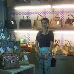 Tas Batik Seharga Rp 4,8 Juta Digemari Para Istri Pejabat