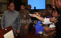 Di Depan Komisi I DPR, BIN Janji Profesional di Pemilu 2014