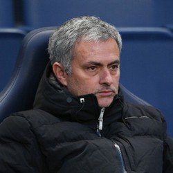 Kunjungi Galatasaray, Chelsea Dibayangi Krisis Gelandang