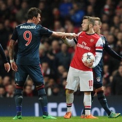 Arsenal Disarankan Tak Turunkan Tim Terbaik di Markas Bayern