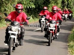 Naik Haji dengan Honda Verza