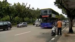 City Tour Bus Manjakan Turis di Jakarta
