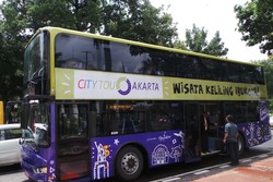 Mesti Coba, Bus Tingkat Pariwisata City Tour Jakarta