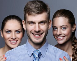 Disukai Pria Incaran Sahabat, Bagaimana Agar Tak Ada yang Sakit Hati?