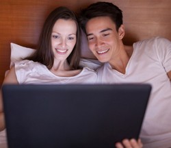 59% Wanita Pernah Melakukan Hal Ini Saat Bercinta