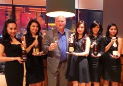 Memadukan Citarasa Klasik Lanson Champagne dengan Hidangan China