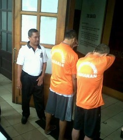 Pelaku Produksi Uang Palsu di Rumah Kontrakannya