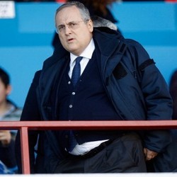 Meski Diprotes Suporter, Lotito Menolak Jual Lazio
