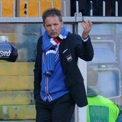 Akui Milan Lebih Baik, Mihajlovic Enggan Komentari Wasit