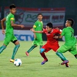 Aji Santoso Tegaskan Banyak Waktu untuk Seleksi Pemain