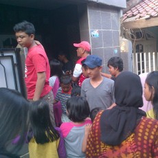 Pemilik Rumah Lukisan Misterius Kewalahan, Warga Terus Berdatangan Tanpa Henti