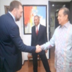 Orang Terkaya Rusia Temui MS Hidayat