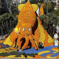 Patung Raksasa Bawah Laut Ini Tersusun Dari Ribuan Jeruk