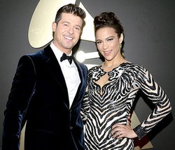 Pernah Ketahuan Raba Bokong Fans, Robin Thicke Cerai dari Istri