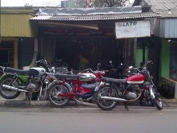 Bengkel Modifikasi Motor Klasik