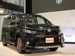 Si Kembar Toyota Noah dan Voxy Dapat Sambutan Hangat di Jepang