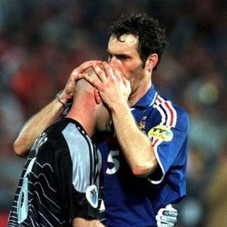 Klenik Sebagai Unsur Hiburan Sepakbola