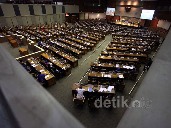 Rapat Paripurna DPR Minim Anggota