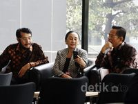 Dua Hakim Konstitusi dan Panitera MK Diperiksa 