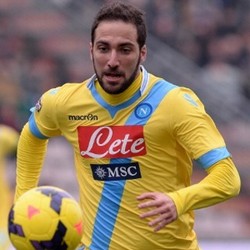 Higuain Bicara soal Juventus dan Roma