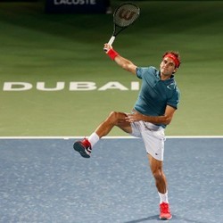 Federer Lewati Babak Pertama