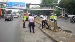 Bikin Macet, Pertigaan Jalan Batu Arah Pangeran Jayakarta Ditutup Permanen