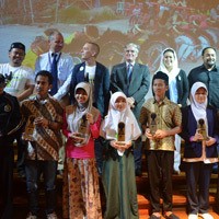 Uniknya Masjid dan Gereja Yang Cuma Punya Satu Alamat