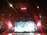 Spanduk Tutupi Pelat Mobil Innova