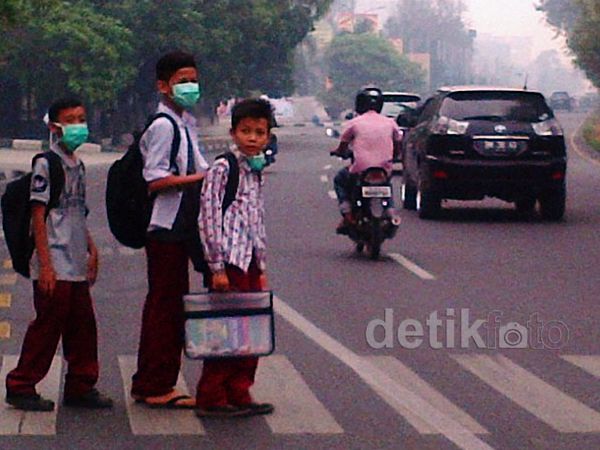 Pekanbaru Dikepung Asap Pekanbaru Dikepung Asap