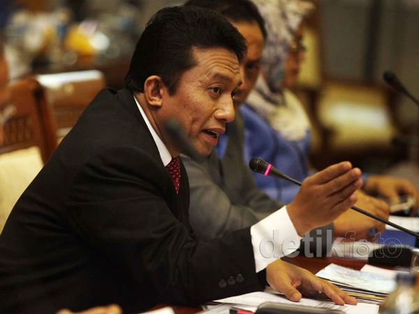 Menkominfo-Komisi I Gelar Rapat Kerja