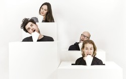 Dengan The Lickestra, Bisa Main Musik Sambil Menjilati Es Krim