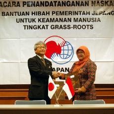 Pemerintah Jepang Serahkan Bantuan Hibah Kemanusian di Jawa Timur