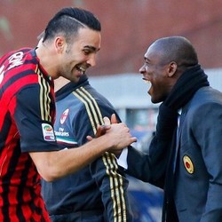 Seedorf Ingin Para Pemain Milan Bisa Tampil dengan Tawa