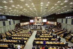 Menanti Keterangan Irianto, Saksi Kunci Duit THR ke Komisi VII DPR