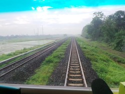 Adaptasi Jalur Ganda, Kereta Jakarta-Surabaya Kecepatannya Berkurang