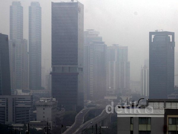 Jakarta Berkabut 