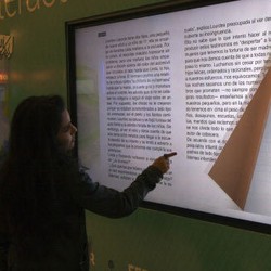 Melecut Minat Baca Melalui Format Digital